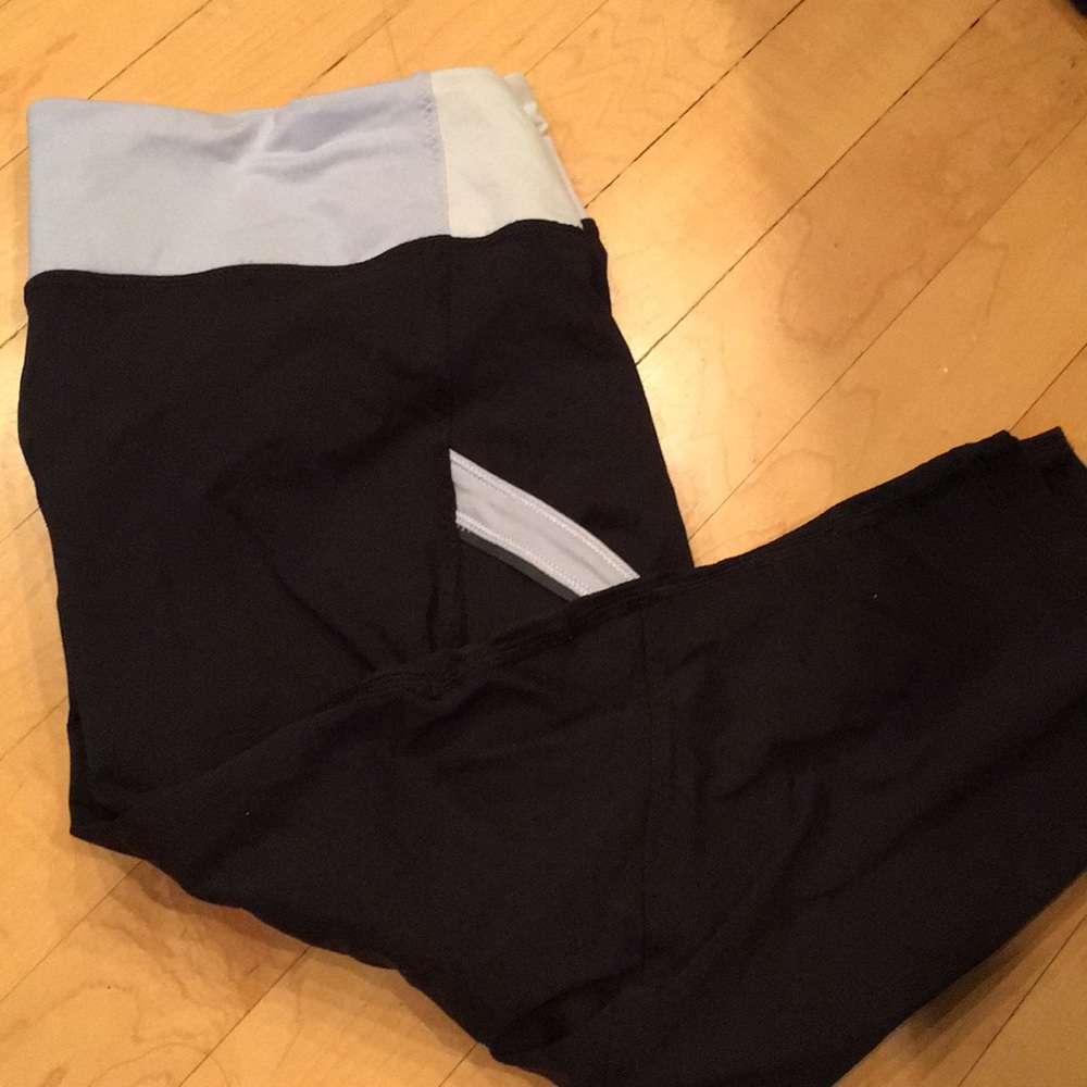 Lululemon cropped leggings